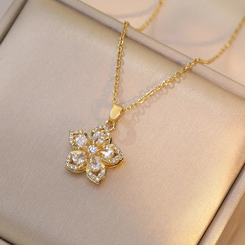 Stainless Steel Gold Plated Flower Pendant Necklace For Women Luxury Jewelry