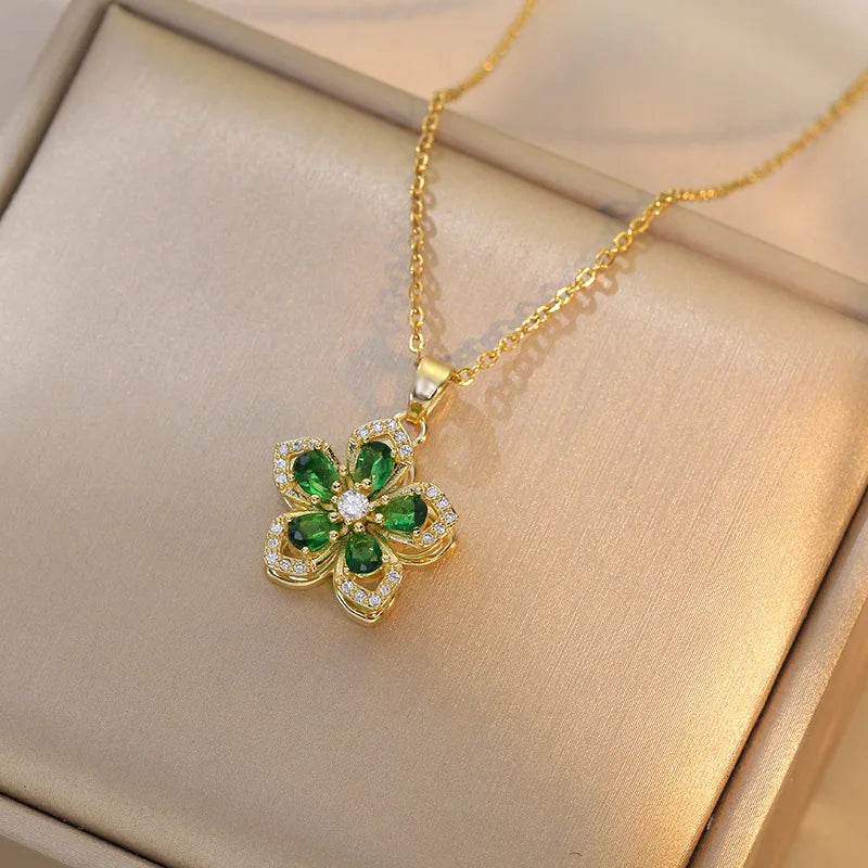 Stainless Steel Gold Plated Flower Pendant Necklace For Women Luxury Jewelry